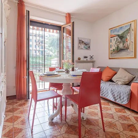H11 Catty's House Mare - Parcheggio شقة *