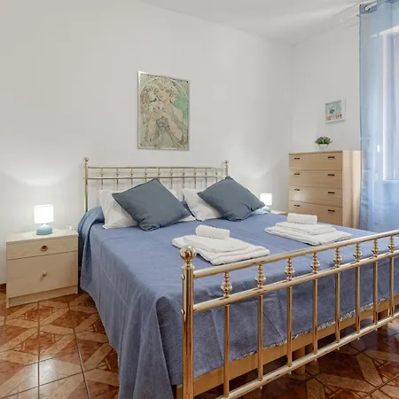 H11 Catty's House Mare - Parcheggio * Santo Stefano al Mare