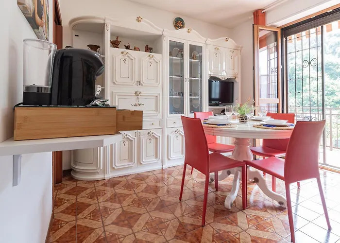 H11 Catty's House Mare - Parcheggio *
