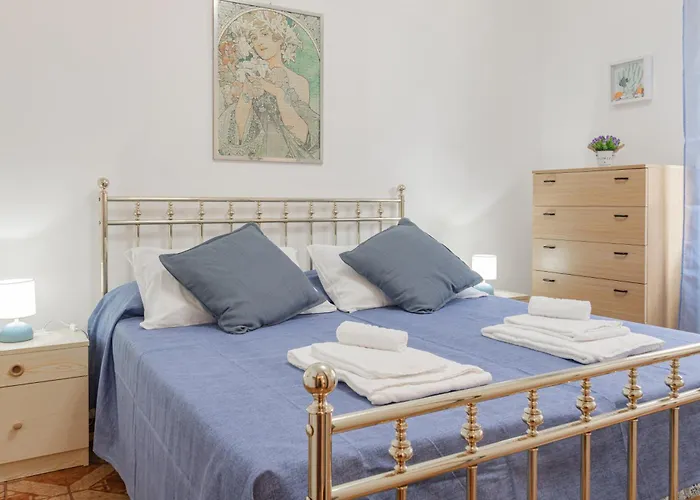 H11 Catty's House Mare - Parcheggio * סנטו סטפנו אל מארה